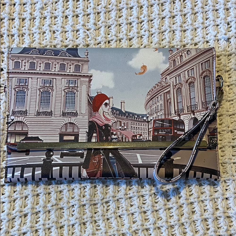 Stylish Cityscape Wristlet